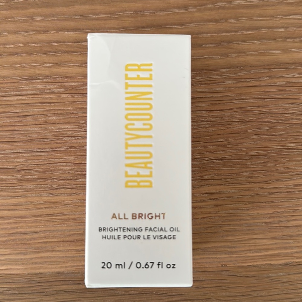 Brightening Facial Oil